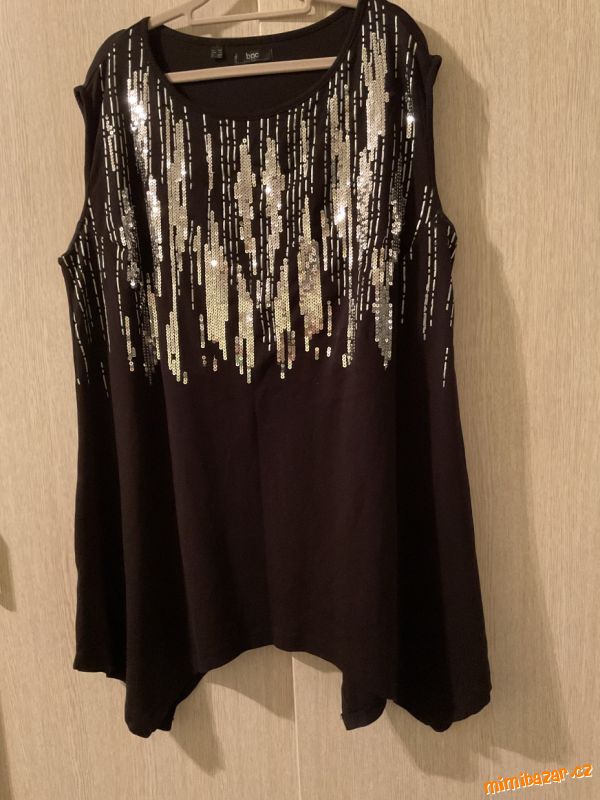 Černý top blůza tričko tunika 54-58