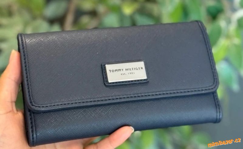 N.O.V.Á. peněženka zn.Tommy Hilfiger