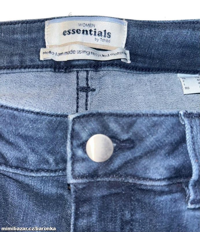 Tmavě modré dámské skinny džíny, vel. EUR 38