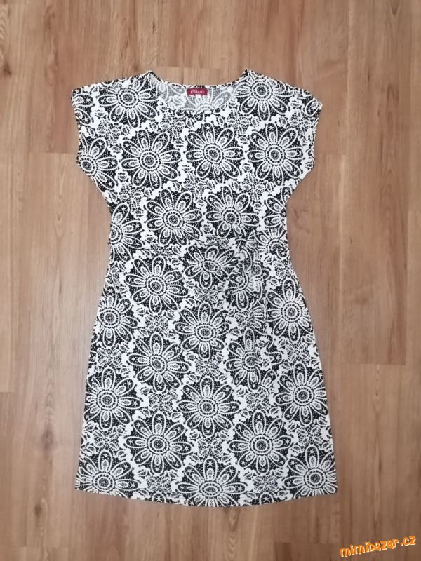 Krásné šaty vel. L/XL