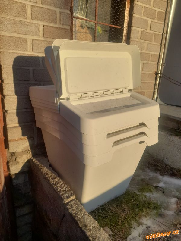 Koš, box, na odpadky 4x používaný, s víkem