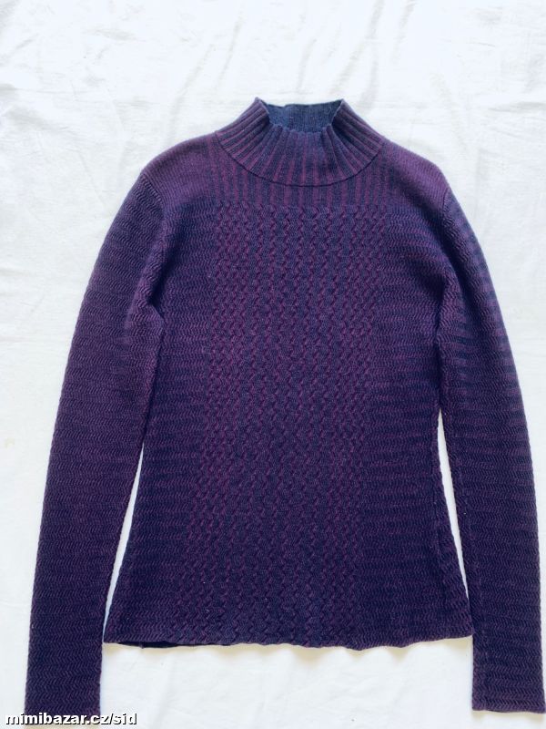 Vlněný svetr Lacoste