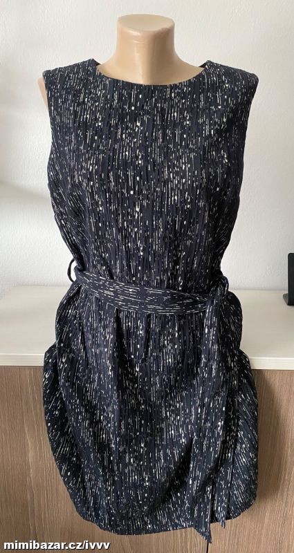 Dámské šaty