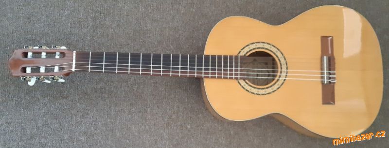 Klasická ¾ kytara Amada STRUNAL
