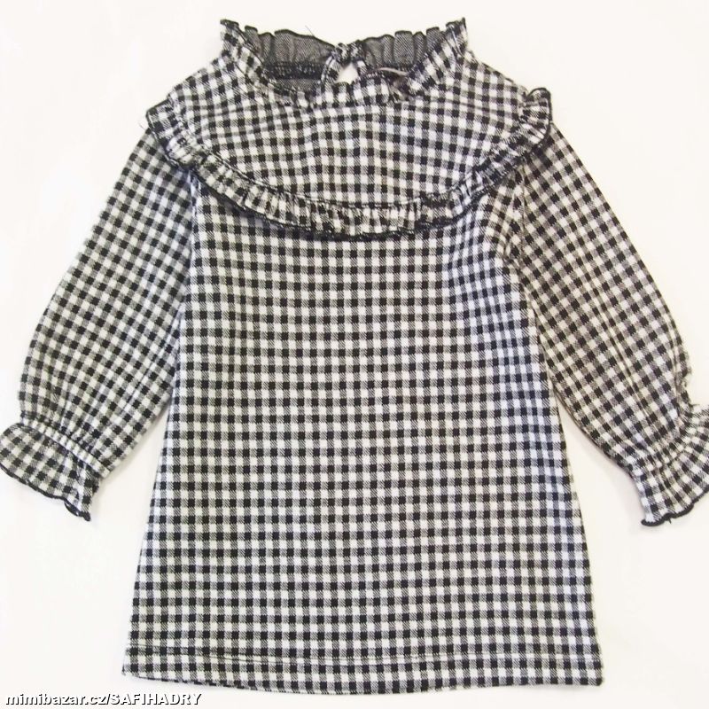 L112. Kostkované šaty