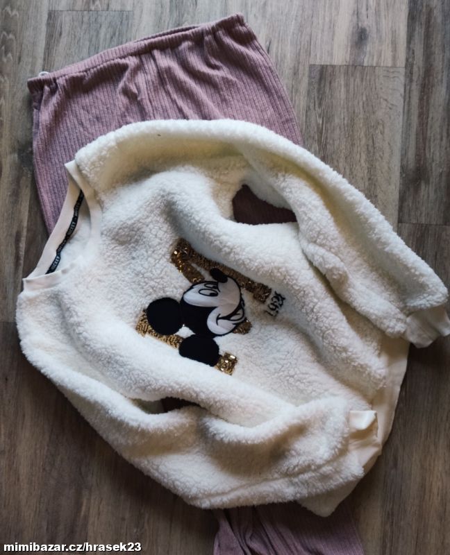 DISNEY PYŽÁMKO 40/42