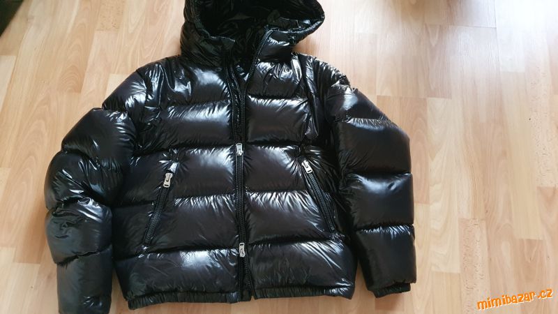 Černá zimní bunda ZARA
