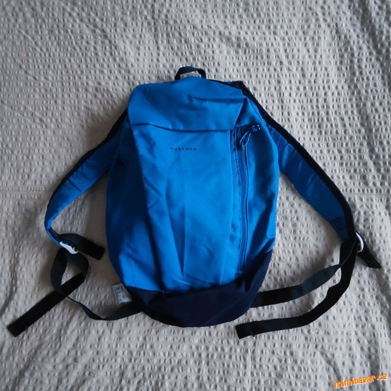 Malý batoh Quechua, 10 litrů