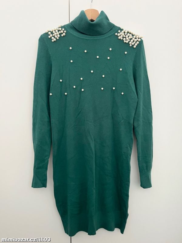 SVETROVÉ ŠATY S PERLIČKAMI