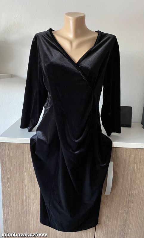 Dámské šaty