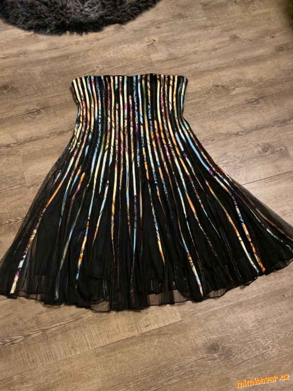 Krásné společenské šaty ❤️