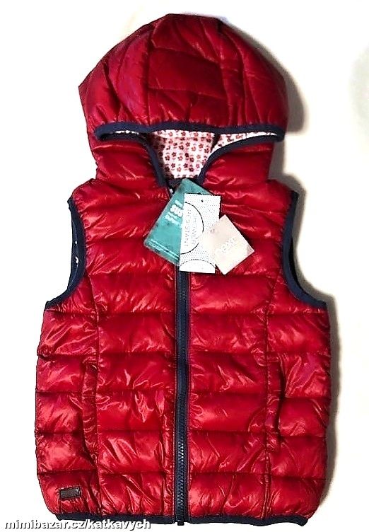 Dívčí vesta vel. 104