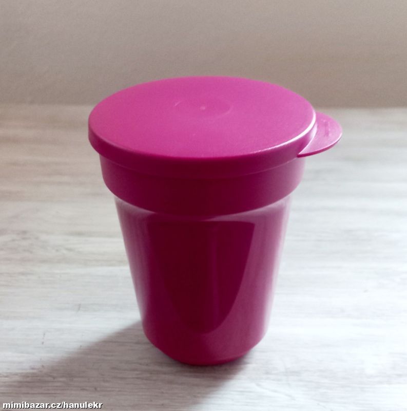 Kelímek, pohárek 470 ml s víkem