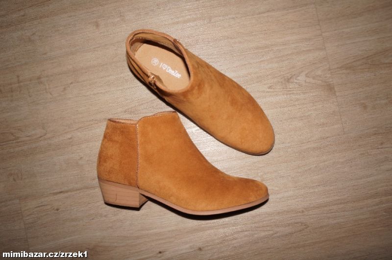 DeeZee kotníčkové boty vel.40