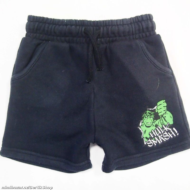 L371. Kraťasy s Hulkem
