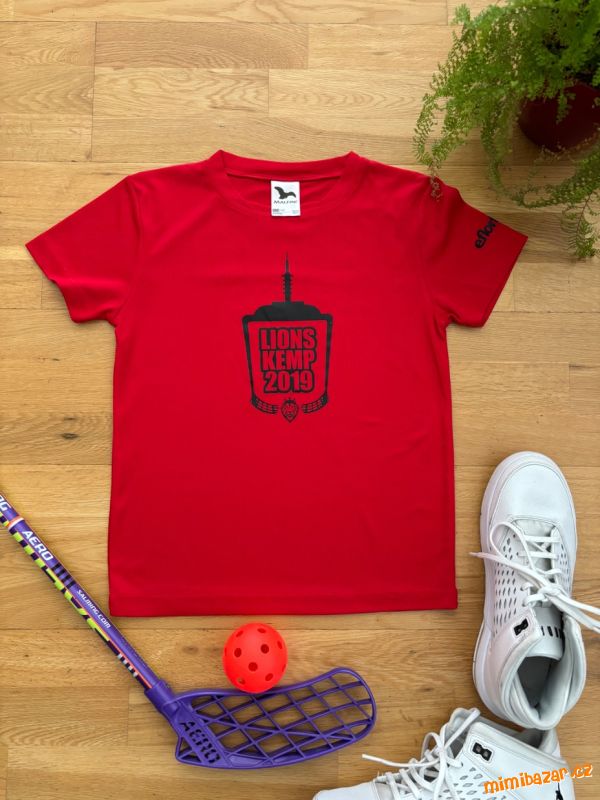 Tréninkové tričko červené 10r, 146