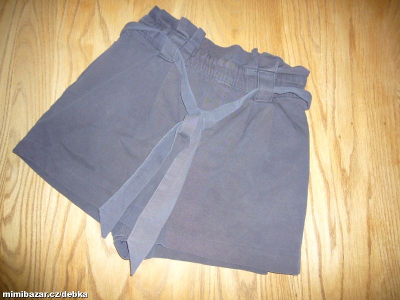 dámské kratasy do gumy vel 38/40 zara