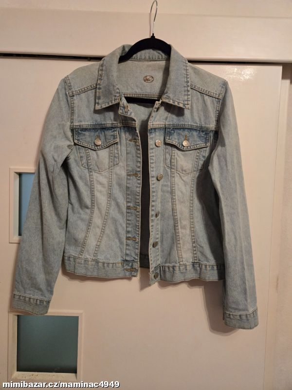 Prodám pěknou dámskou rifl.bundičku vel.38