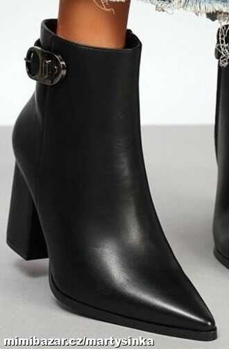 Dámské nízké kozačky na podpatku JARO 2026