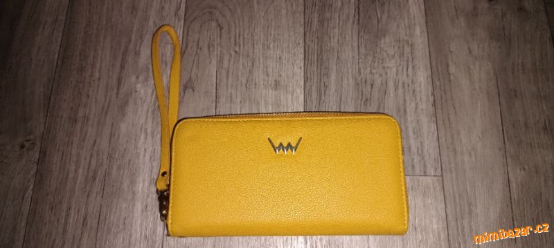 N.O.V.Á. peněženka