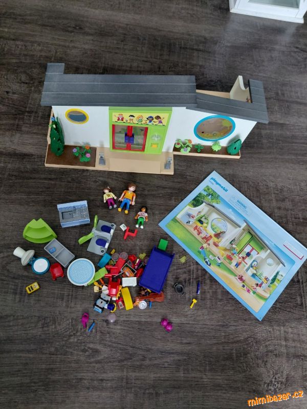 Playmobi- Centrum péče o děti-70280