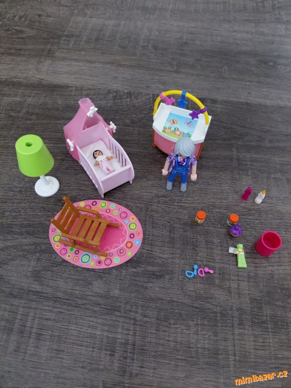 Playmobil-Dětský pokojíček 70210