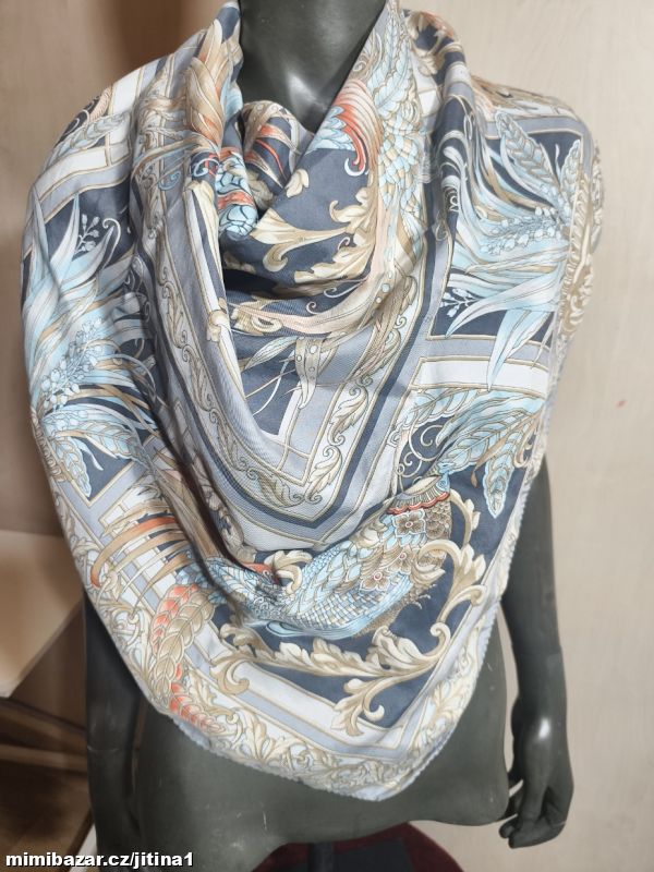 Luxusní hedvábný šátek