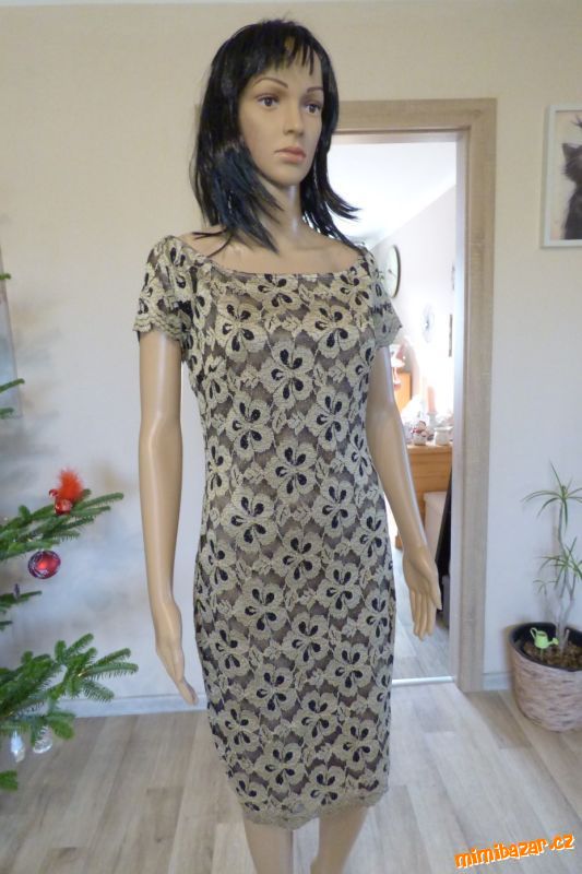 Dámské šaty vel. S