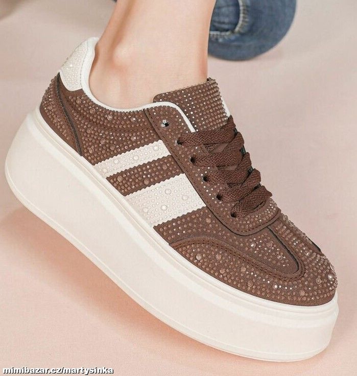 Dámské sportovně elegantní boty/ tenisky JARO 2026