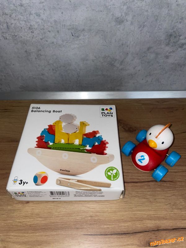 Balanční loď + závodník kuře Plan Toys