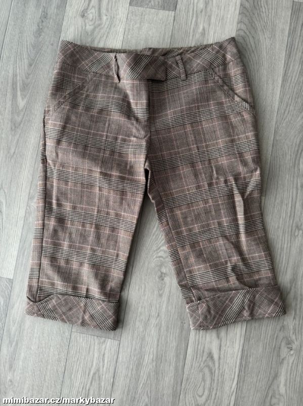 Společenské kapri kalhoty