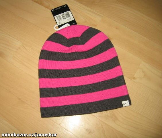 Pruhovaná zimní čepice Nike unisex (dámská/pánská)