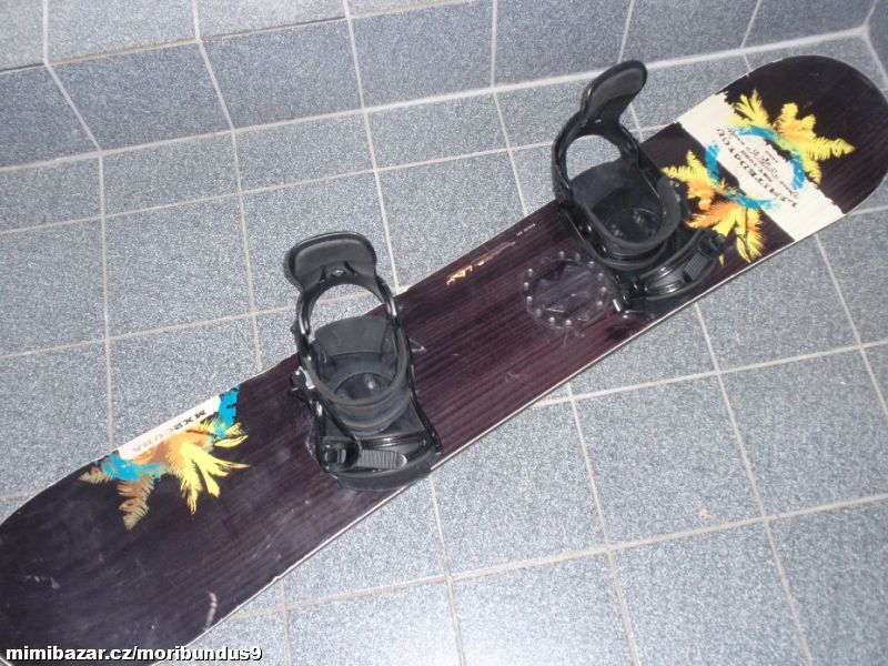 PĚKNÝ 146 CM SNOWBOARD LIMITED4YOU MX2 CUBA + VÁZÁNÍ