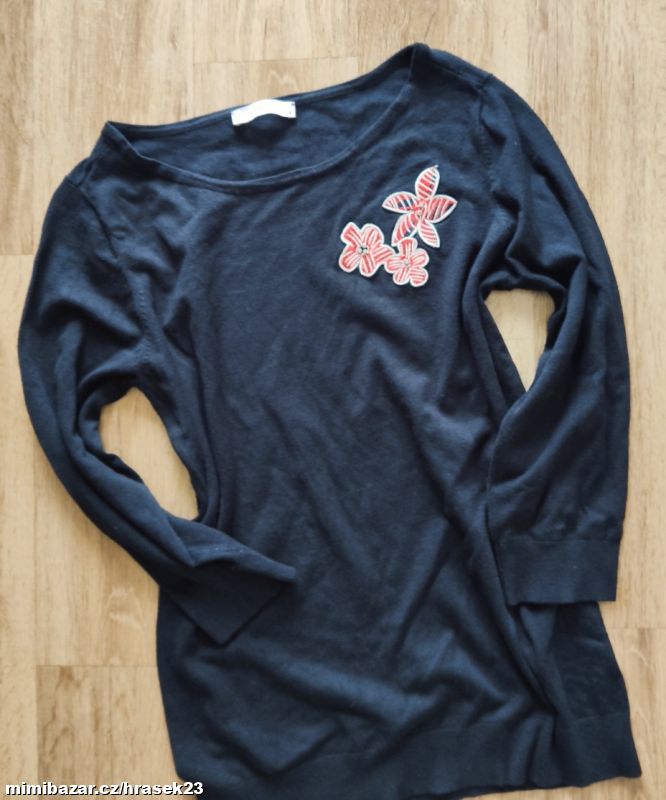 DELŠÍ SVETŘÍK S VÝŠIVKOU VILA 40