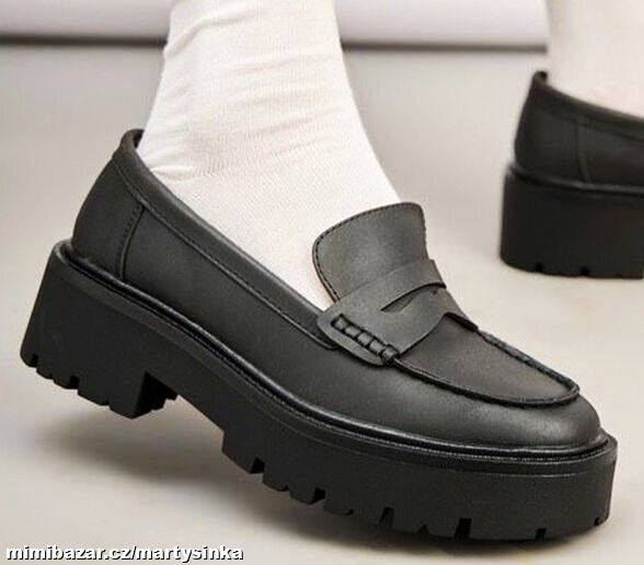 Dámské elegantní mokasíny JARO 2026