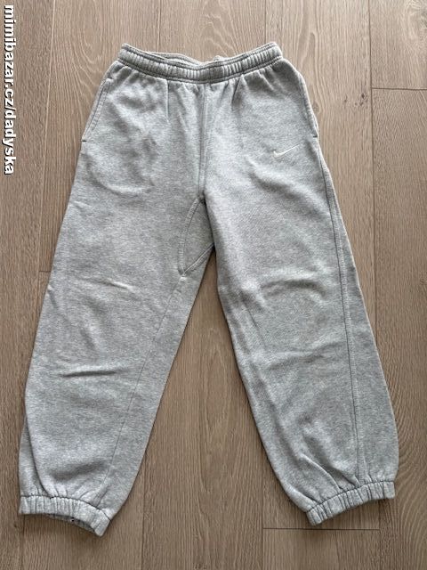 Chlapecké tepláky NIKE