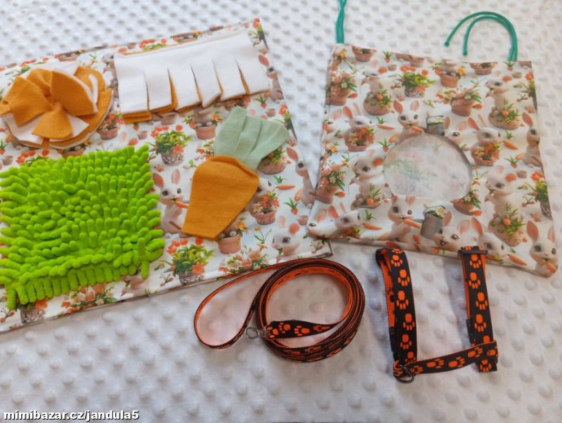 seník, kobereček, kšírky