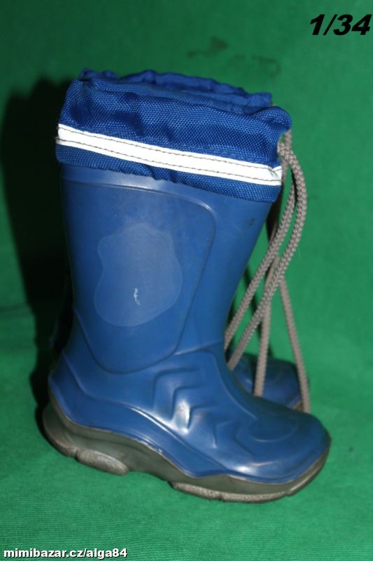 GUMÁKY HOLÍNKY-1/34