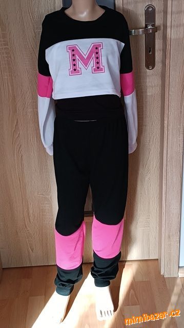 Sportovní set na tanec, aerobic