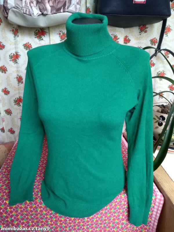 Svetříky-roláky S-M