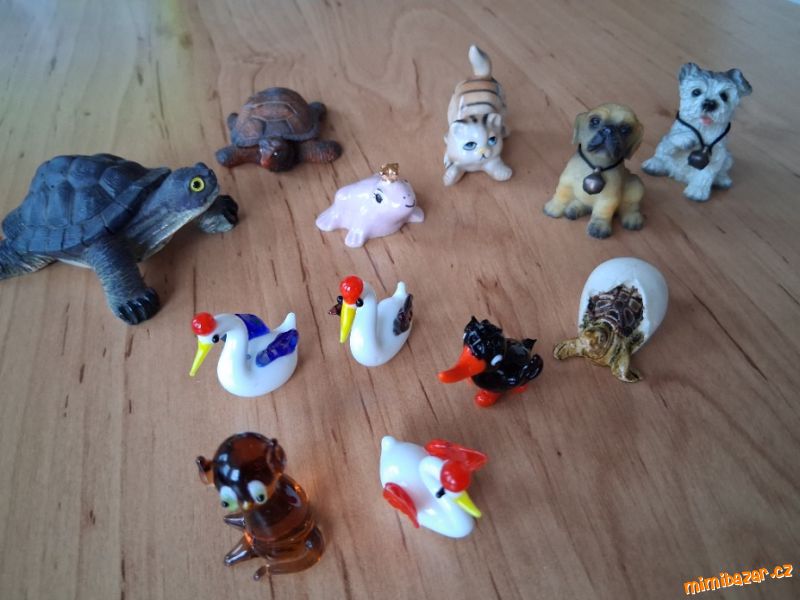Skleněné figurky...