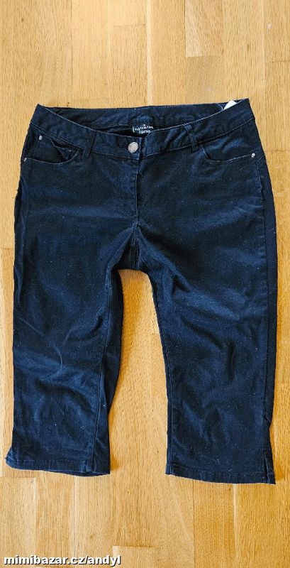 Dámské/dívčí ½ kalhoty/kraťasy „FLAME“ vel. 40