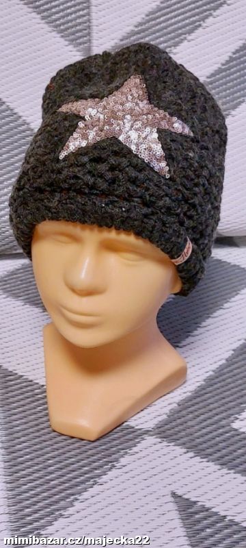 DÁMSKÁ ČEPICE S HVĚZDOU ~~~~~ 3475