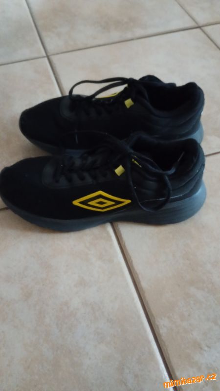Sportovn boty vel.41