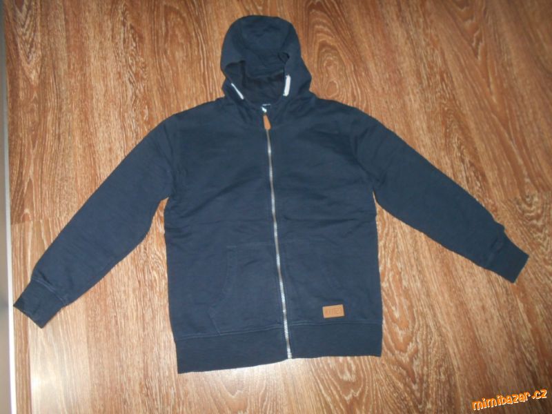 temně modrá bavlněná kvalitní mikina YIGGA 158/164