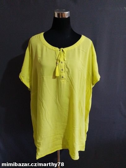 *** KRÁSNÁ DÁMSKÁ HALENKA BEZ VZORU, VEL.4XL ***