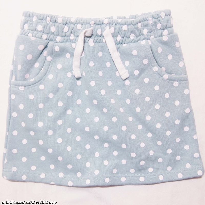 B72. Sukně s puntíky
