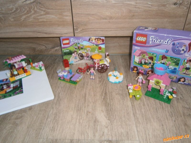 3x malé lego friends