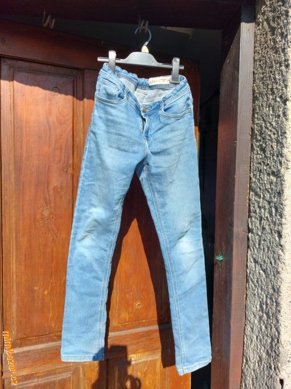 Chlapecké džíny