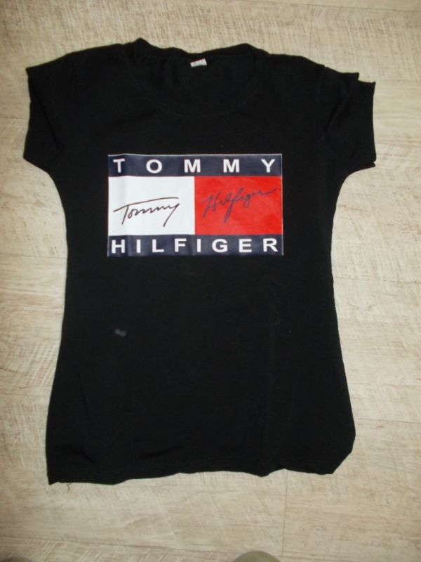 KRASNÉ DÁMSKÉ TRIKO TOMMY HILFIGER V.L TOP STAV